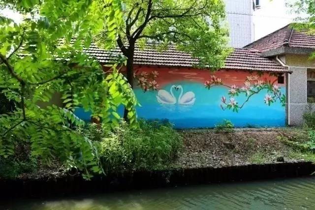 如何用手繪墻來(lái)裝飾你的婚房，非常實(shí)用