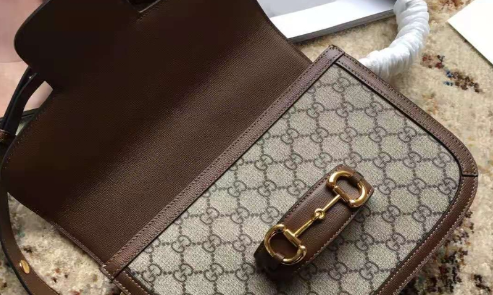 ?古馳包包內(nèi)襯維修價(jià)格多少